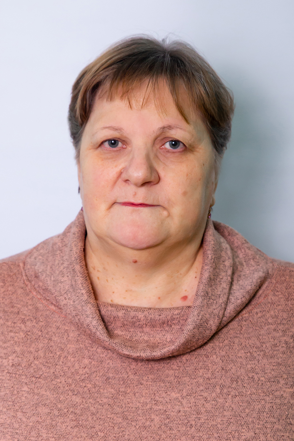 Попова Галина Анатольевна.